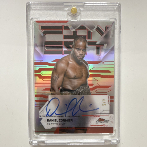 Topps 2025 finest - 2025, ufc